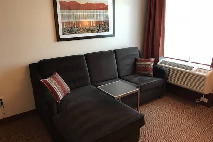 Room 16 of 61