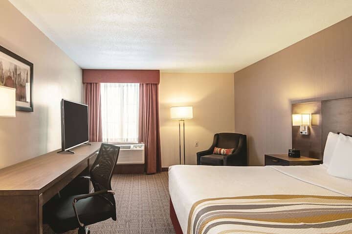 Room 25 of 61