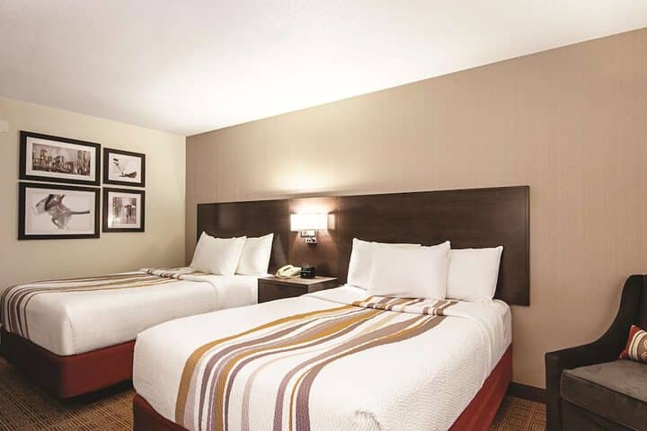 Room 29 of 61