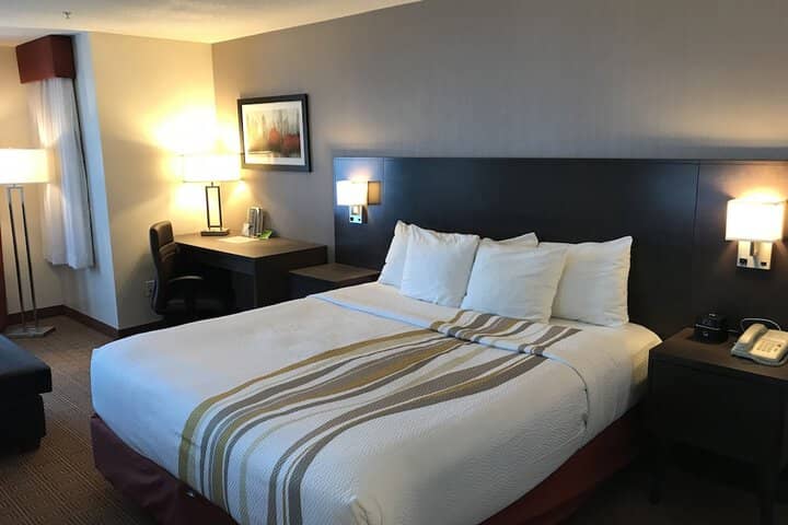 Room 13 of 61